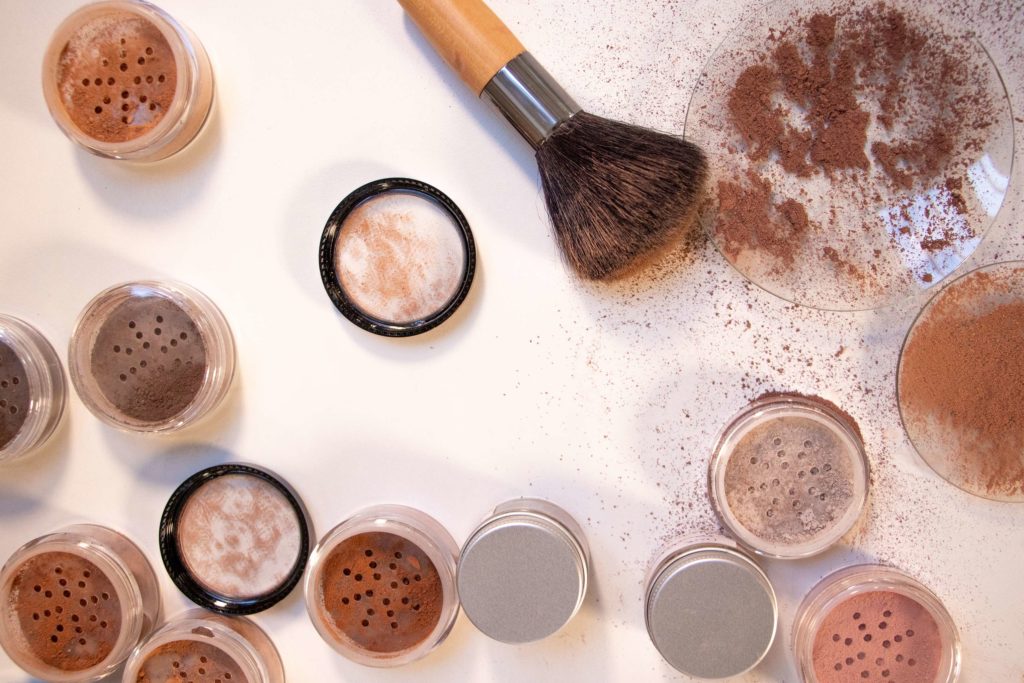 Formulating Mineral Makeup 