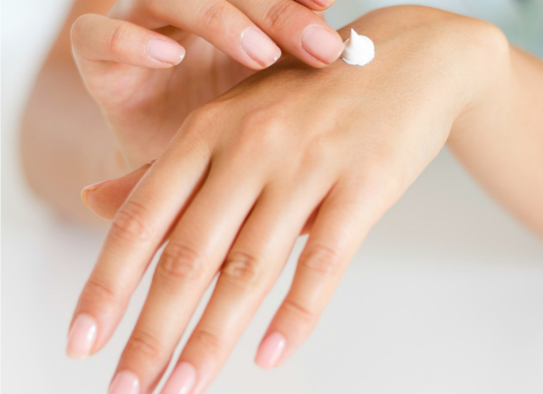 Why dry skin needs creams and lotions more than balms and butters: What You Need to Know to Soften and Nourish Dry Skin Skincare Formulation 